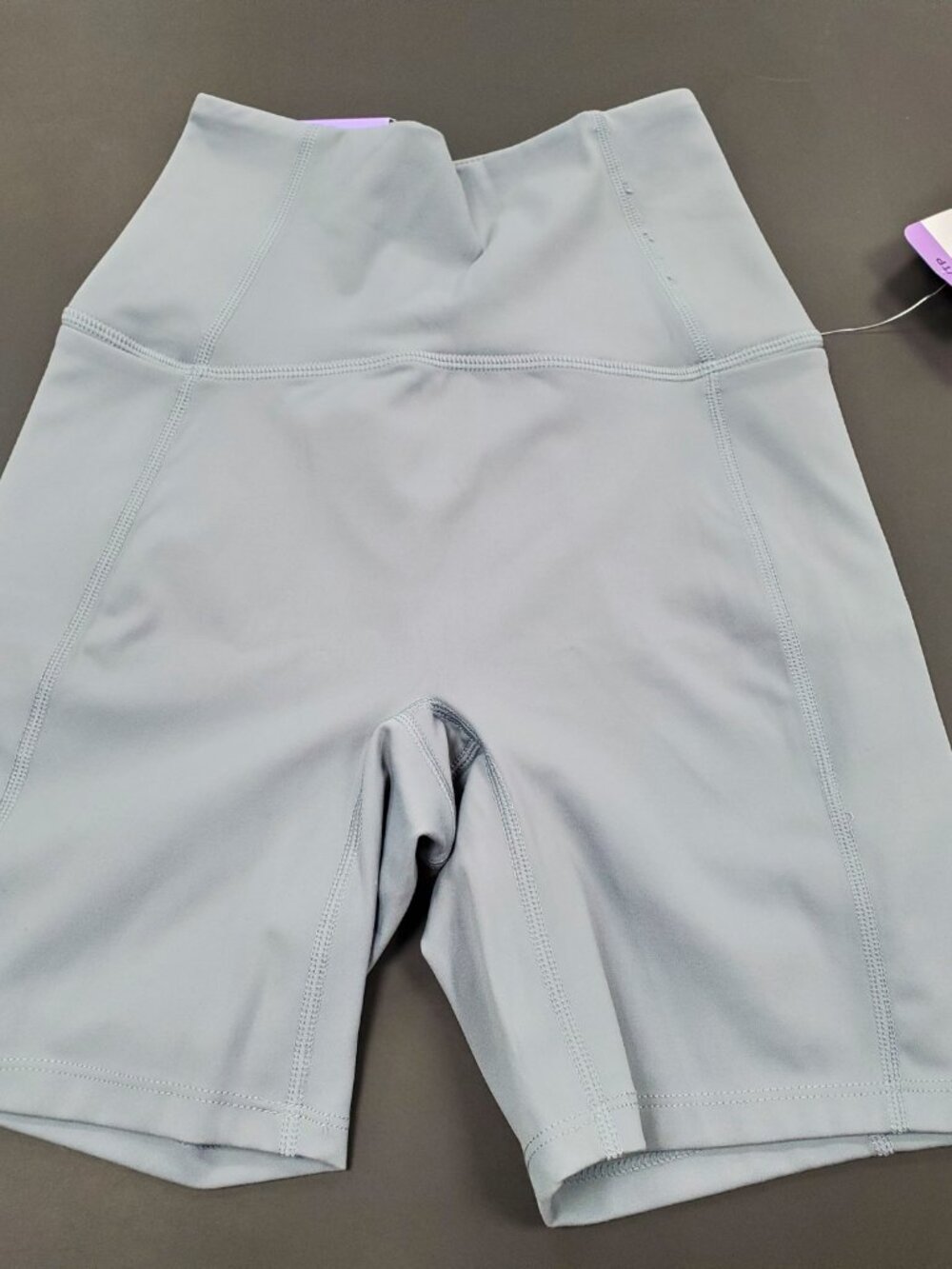 Danskin Women's Bike Short with Pockets, Grey
